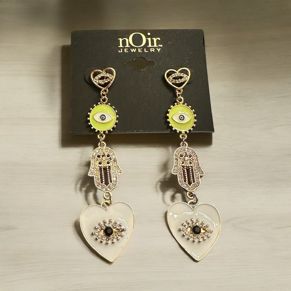 Noir Jewelry Hamsa Evil Eye Heart Drop Earrings - Picture 5 of 5